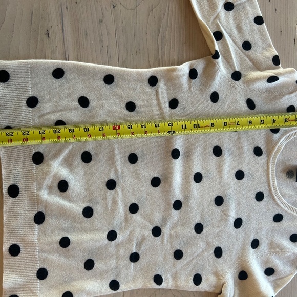 Lord & Taylor 100% Cashmere Sweater – Cream & Black - Picture 4 of 5